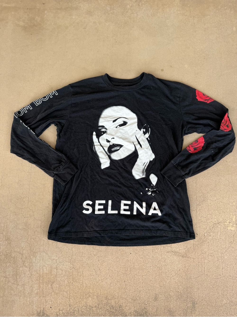 Selena Bidi Bidi Bom Bom Roses Long Sleeve Shirt Black Size Medium